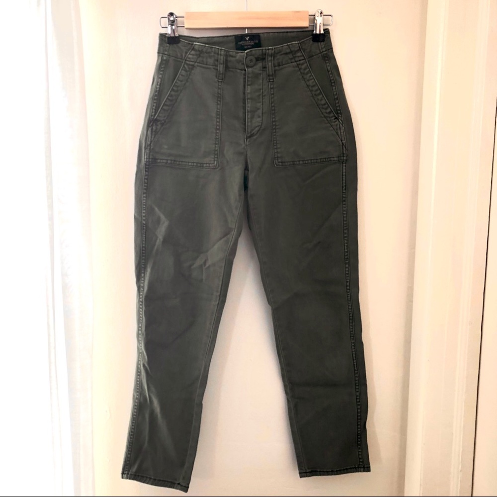 American Eagle Vintage Hi-Rise Crop Pant